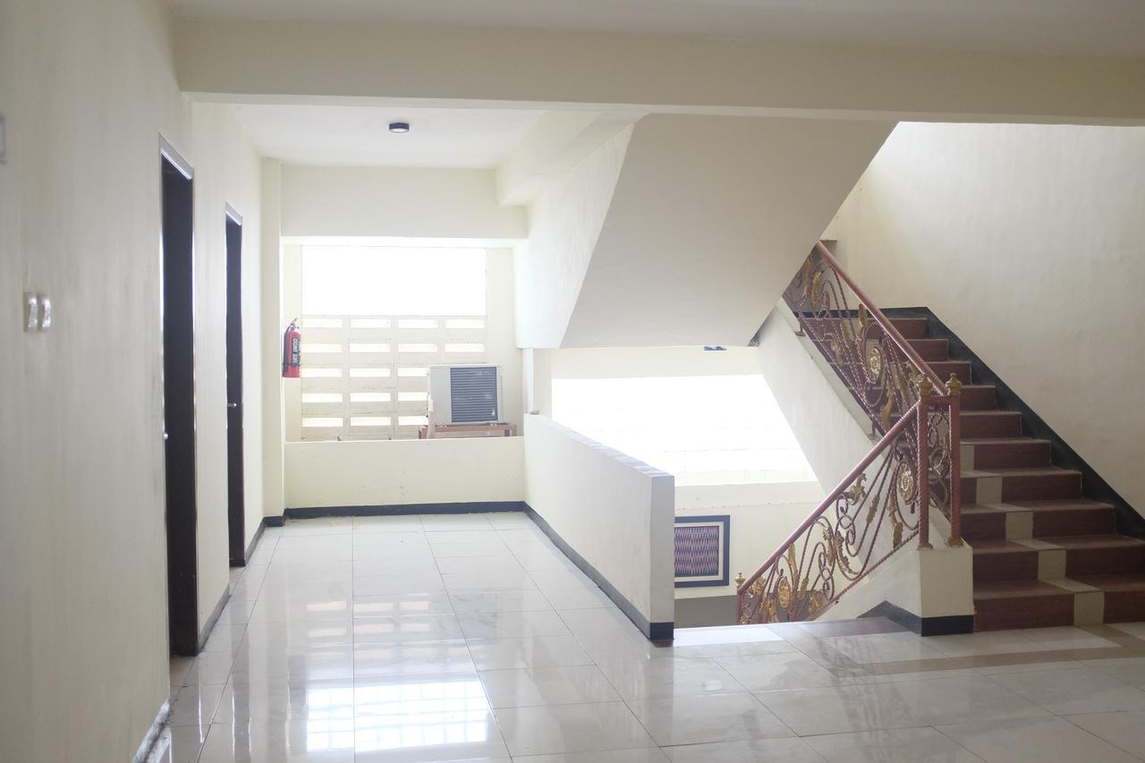 Reddoorz Plus Near Senen Jakarta Kültér fotó