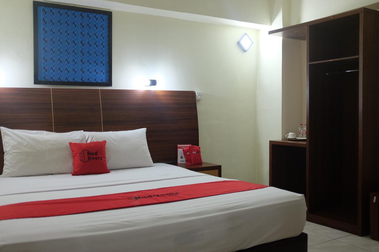 Reddoorz Plus Near Senen Jakarta Kültér fotó