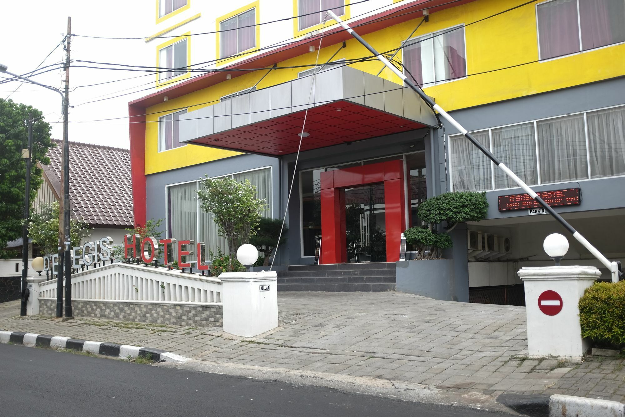 Reddoorz Plus Near Senen Jakarta Kültér fotó