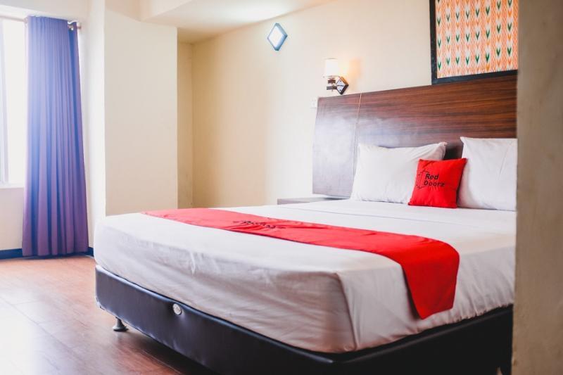 Reddoorz Plus Near Senen Jakarta Kültér fotó